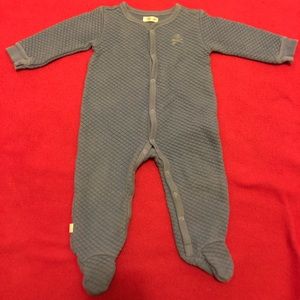 Baby Creysi Sleeper size 9-12 Months